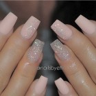 Nails design glitter