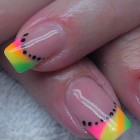 Nail design neon színek képek