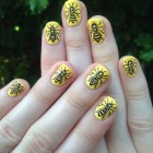 Bumble Bee köröm minták